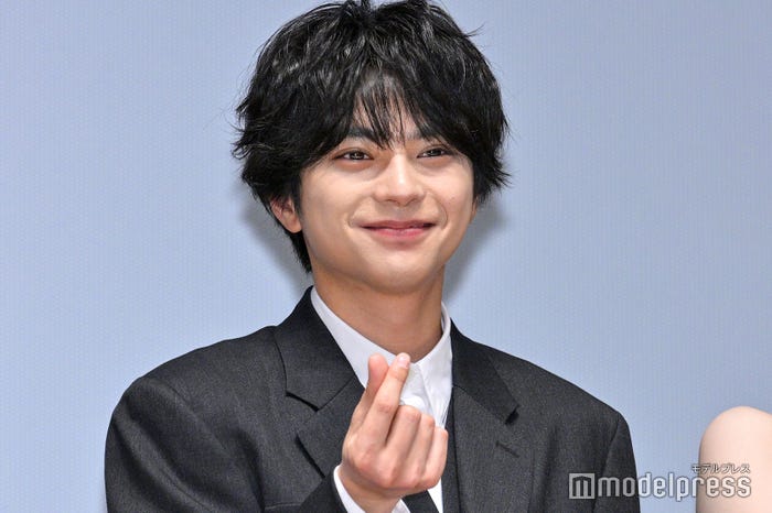 佐藤勝利(C)モデルプレス