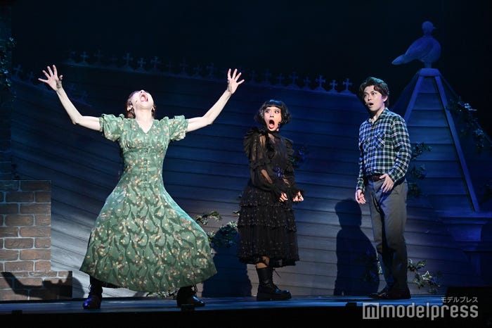 愛加あゆ、清水美依紗、勝地涼(C)モデルプレス