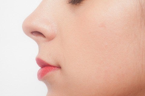 鼻の毛穴が気になるなら ホットタオルで簡単ケア モデルプレス 鼻の毛穴が気になるなら ホットタオルで簡単ケア モデルプレス
