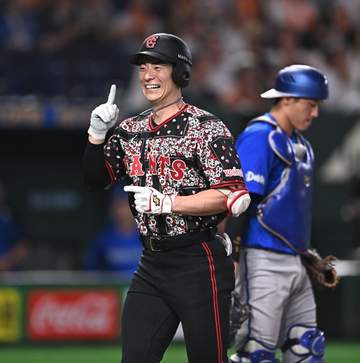 巨人が一発攻勢で快勝 後半戦開幕戦勝利 松本が2年ぶり移籍後初弾 ハワードは移籍後初勝利 6回途中まで完全の圧巻投球 「JORDAN BRAND」特別ユニで躍動