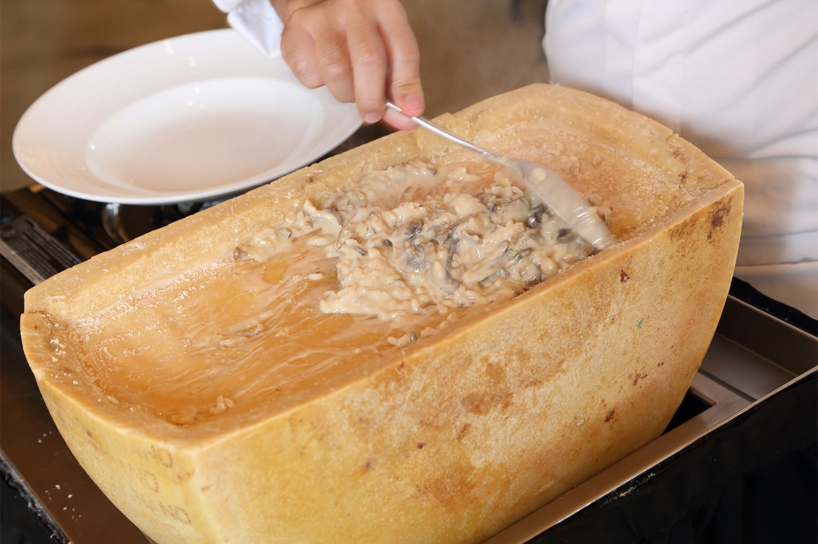 24ヶ月熟成パルミジャーノレッジャーノのリゾット／画像提供：イデア