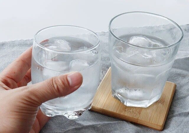 ダイソー　底捻りグラス290mL　オールドグラス（バロック、約305mL）　使用例