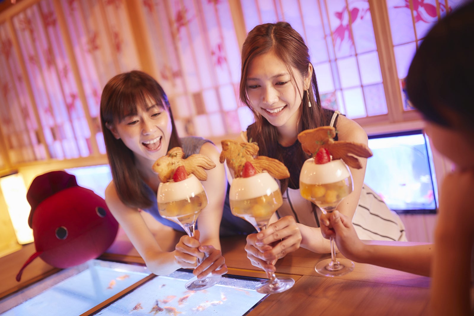 金魚シードルムース 金魚ねぷた処／画像提供：星野リゾート