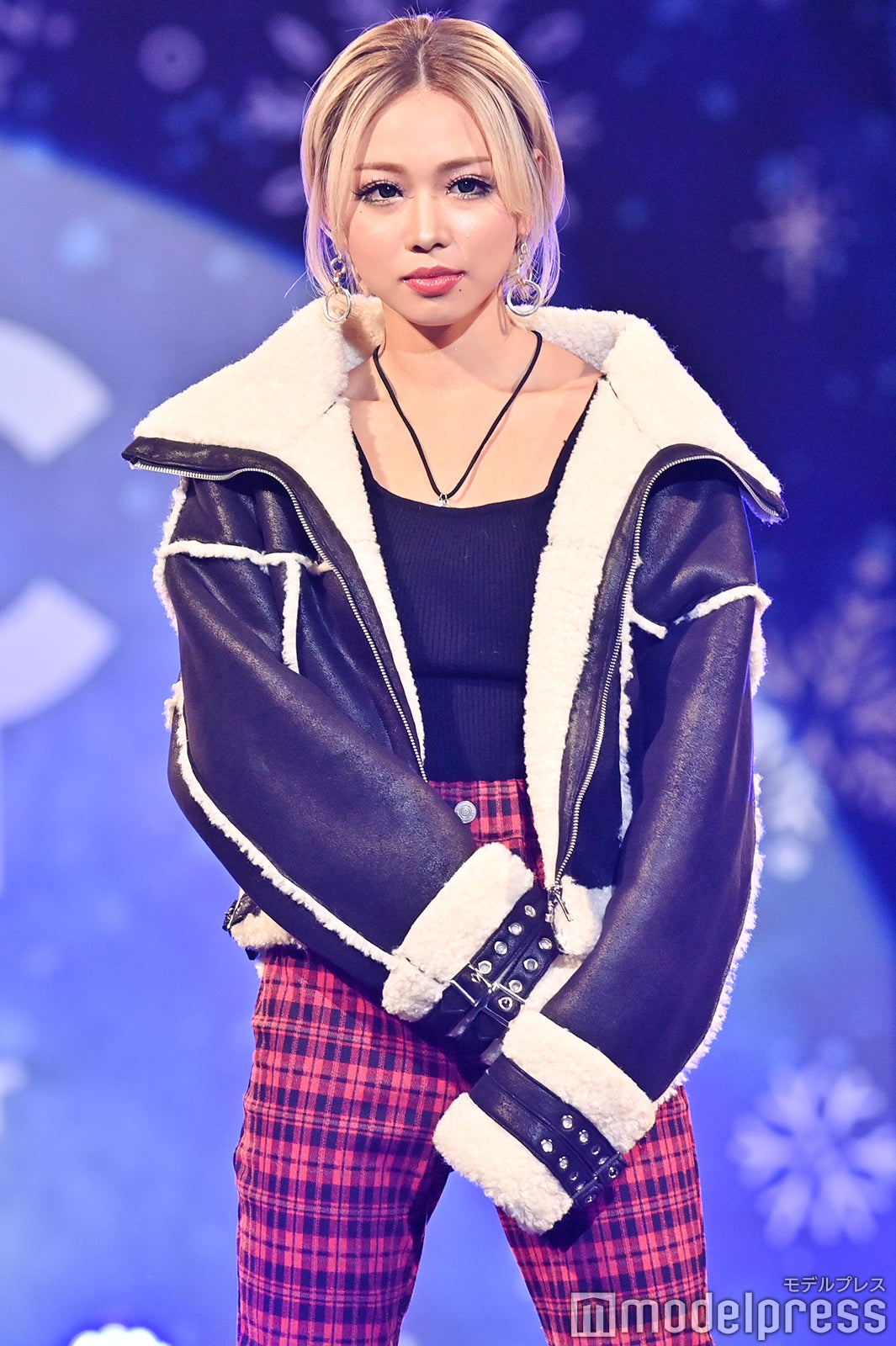 鈴木綺麗（C）モデルプレス