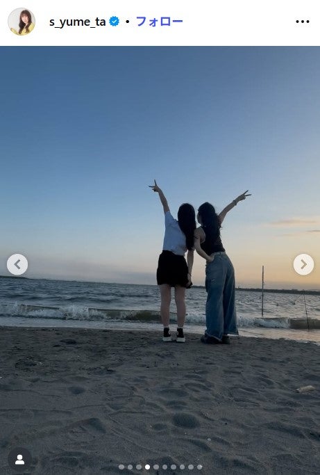 （左）鈴木夢／Instagramより