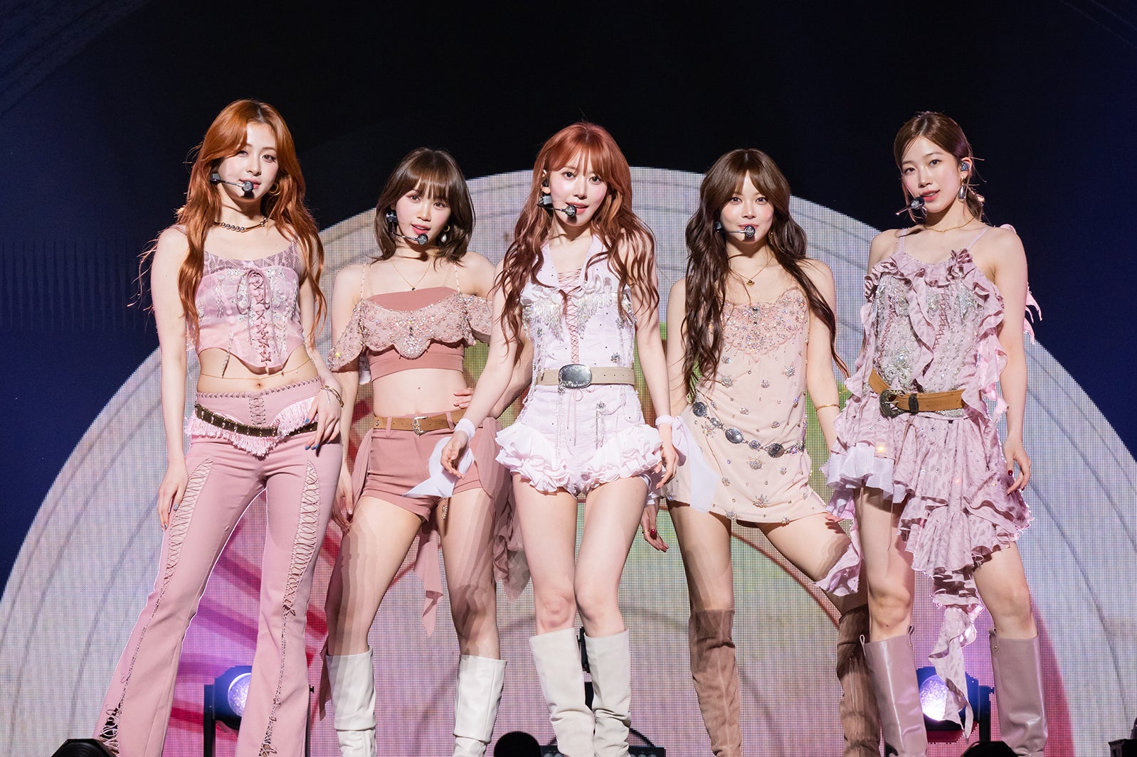 LE SSERAFIM／撮影：田中聖太郎写真事務所