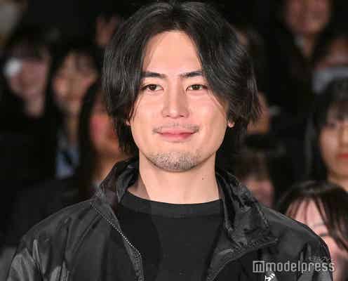 間宮祥太朗の事務所社長・小栗旬が撮影現場見学 福田雄一監督「完全に社長発言でした」【アンダーニンジャ】