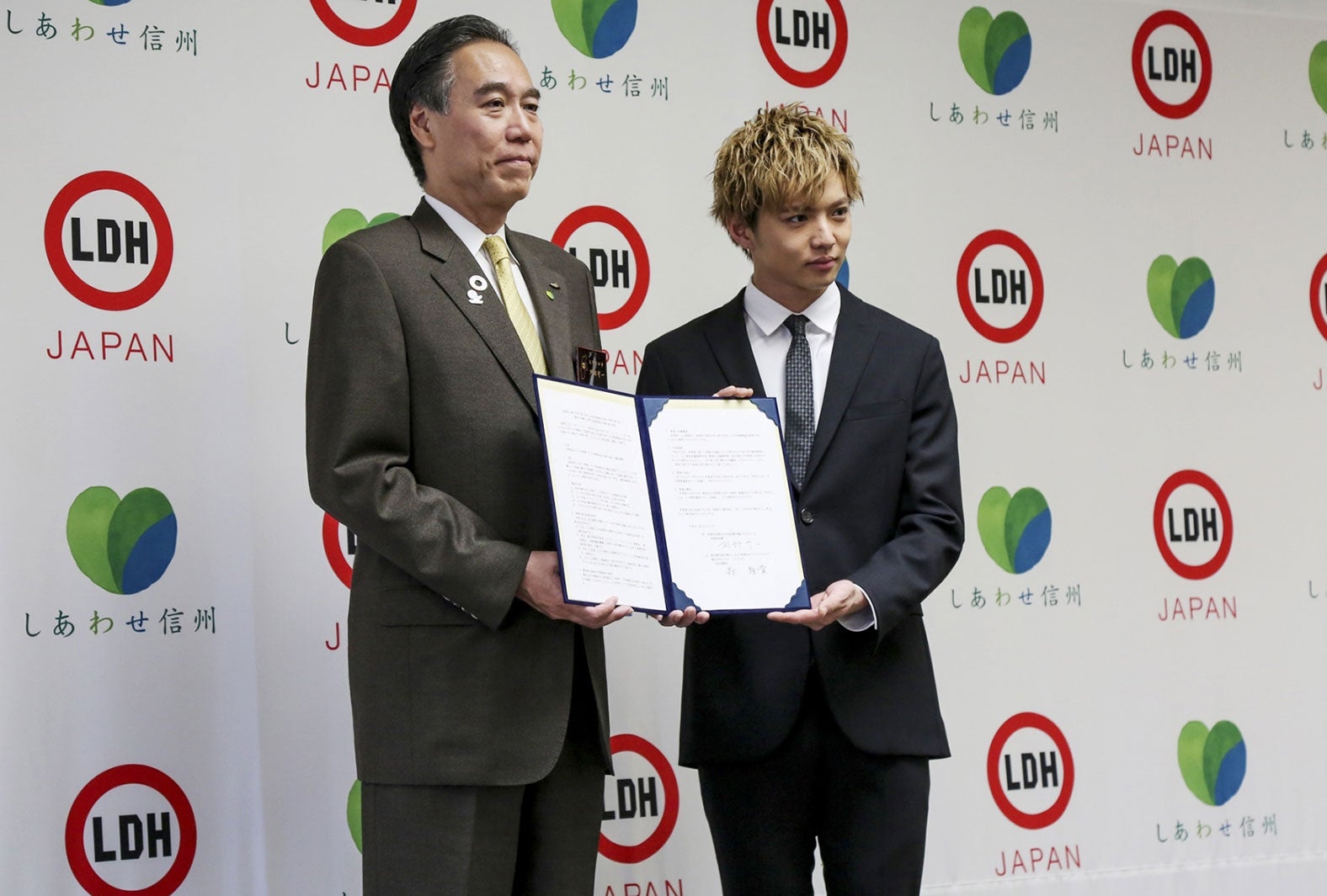 佐藤大樹（右）（提供画像）