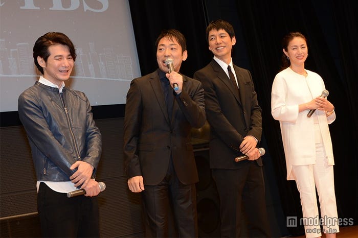 (左より)吉岡秀隆、香川照之、西島秀俊、井川遥