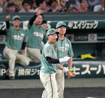 阪神ドラ1立石 お待たせ聖地初タイムリー「どうにか事を起こそうと」9試合ぶりの打点に「立石コール」