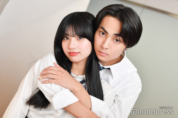 向井怜衣、小幡海潤(C)モデルプレス