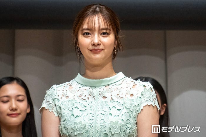 新川優愛(C)モデルプレス