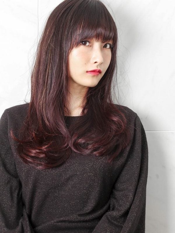 暗めの 韓国風 ヘアカラーを楽しもう 落ち着きもお洒落も叶う人気の髪色って モデルプレス 暗めの 韓国風 ヘアカラーを楽しもう 落ち着きもお洒落も叶う人気の髪色って モデルプレス
