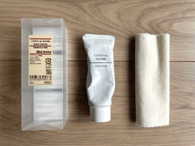無印良品　くつクリーム（写真は旧作。現行品はくつクリームのみで税込290円）
