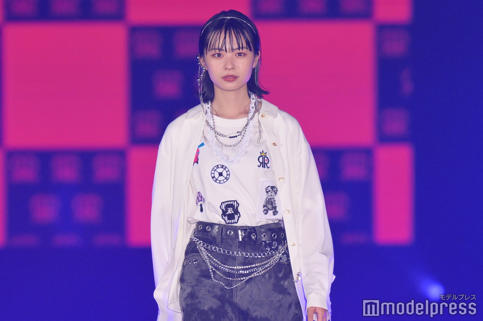 （C）モデルプレス