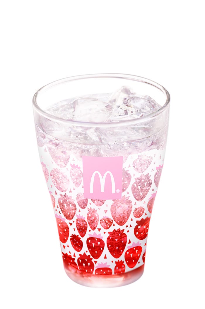 マックフィズ あまおう/画像提供:日本マクドナルド