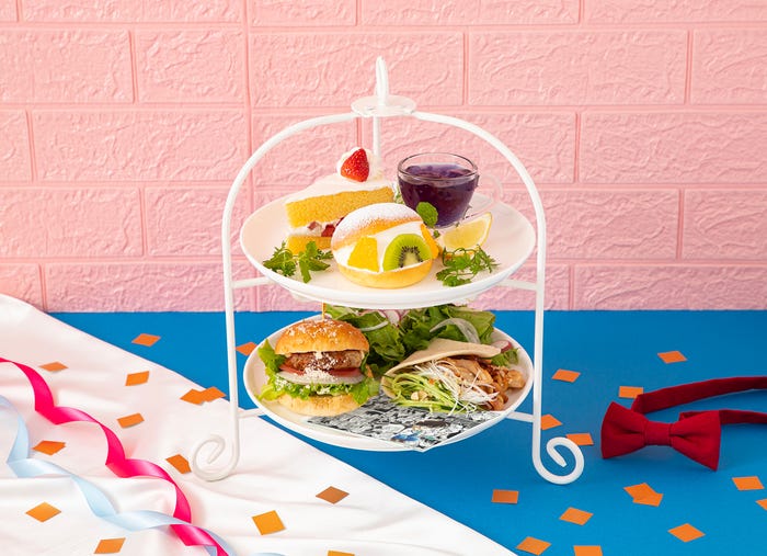 食べると危険!?アフタヌーンティーセット「名探偵コナン 連載30周年記念カフェ」(C)青山剛昌/小学館