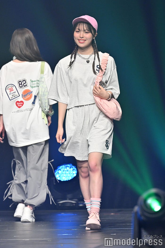 おさき(C)モデルプレス