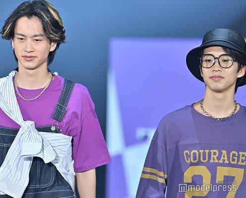 “アホと弟”で話題のもーりー&しゅーと、鮮やかパープルのリンクコーデ ストリートルックで魅せる<TGC 2022 S/S>