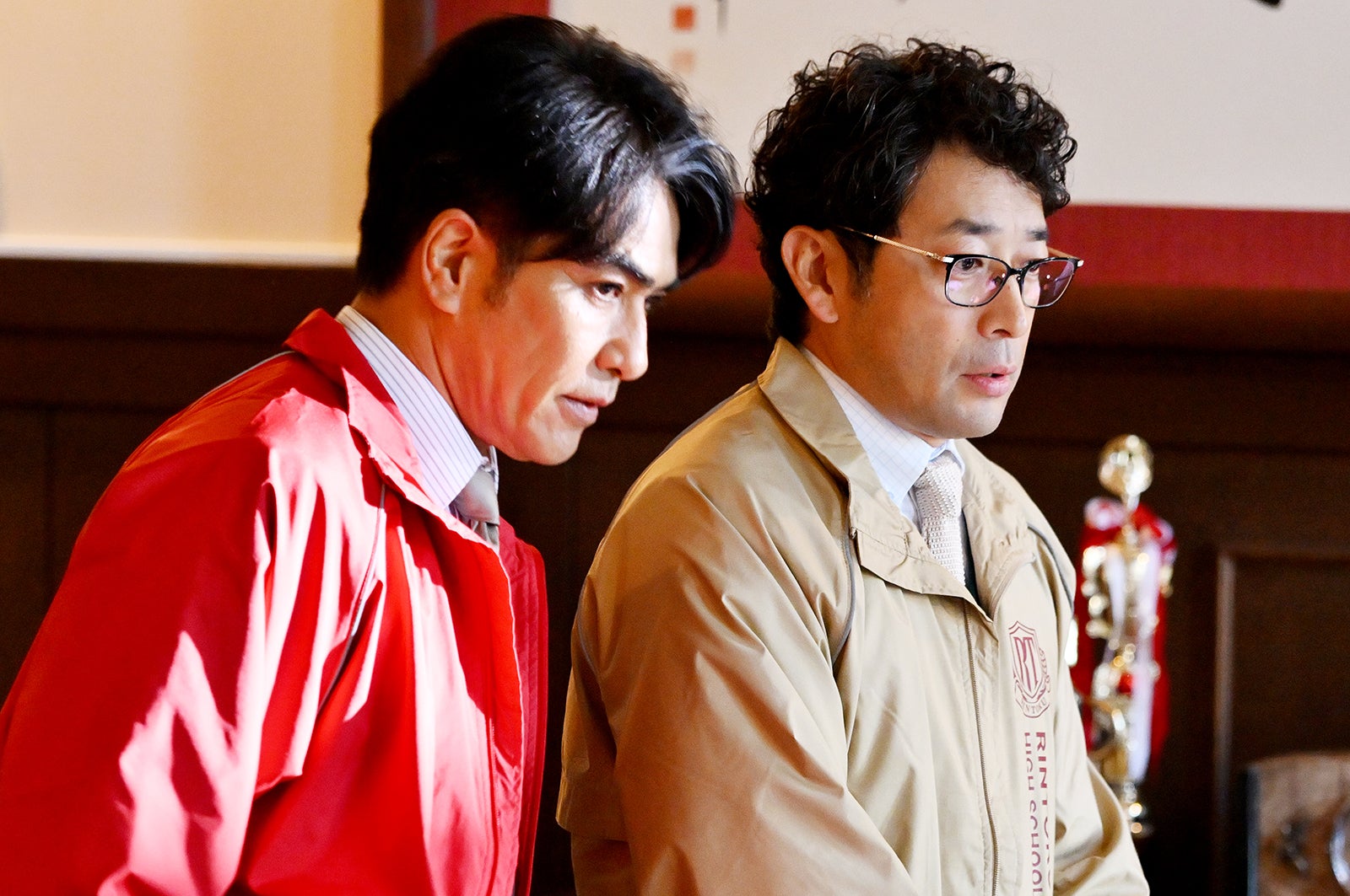 北村一輝、迫田孝也「御上先生」第1話（C）TBS