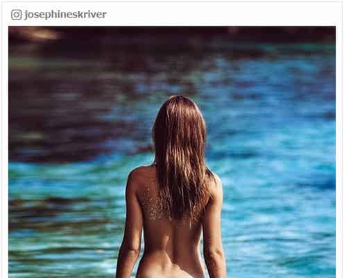 “ヴィクシーエンジェル”ジョセフィーヌ・スクリバー、SEXYバックヌード披露 美ヒップに反響