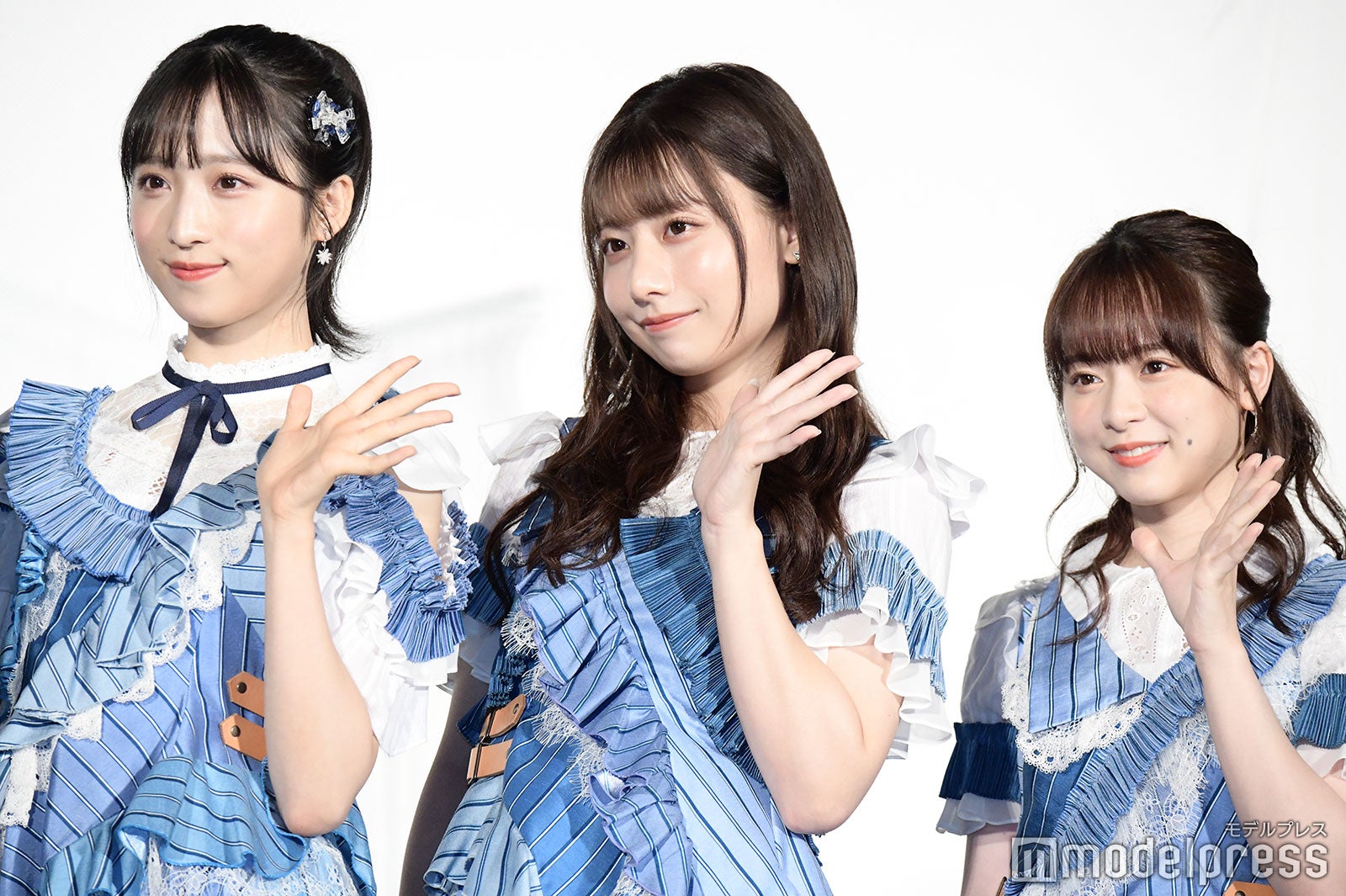 小栗有以、鈴木優香、倉野尾成美 （C）モデルプレス
