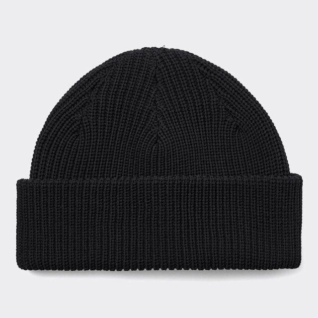 GU　ゆるトップス　メンズアイテム　洒落見えコーデ　EccO　イラスト　ビーニー