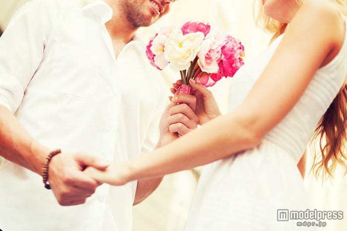 絶対にその手を放さない…(Photo by lev dolgachov/Fotolia)