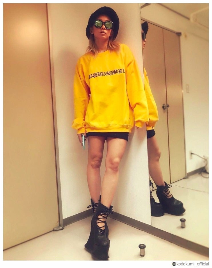倖田來未 ミニスカートでスラリ美脚あらわ 30代とは思えない スタイル抜群 と絶賛の声 モデルプレス 倖田來未 ミニスカートでスラリ美脚あらわ 30代とは思えない スタイル抜群 と絶賛の声 モデルプレス