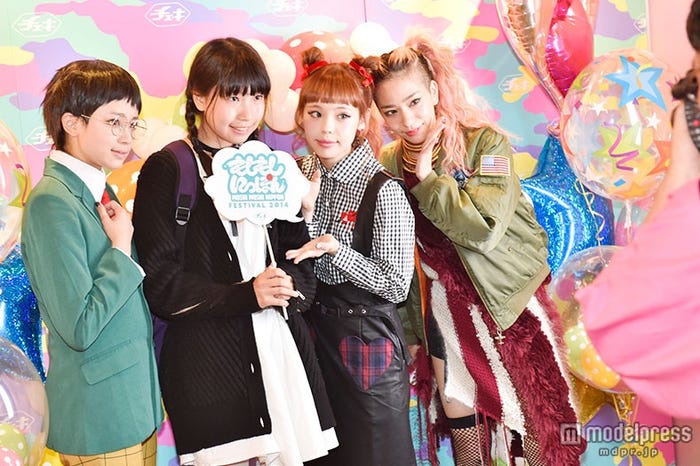 チェキでの撮影会