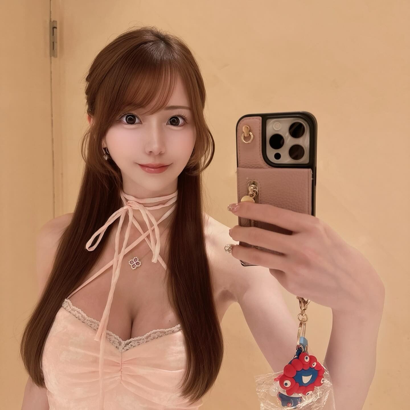 「妃翠」皇ゆりのInstagramより