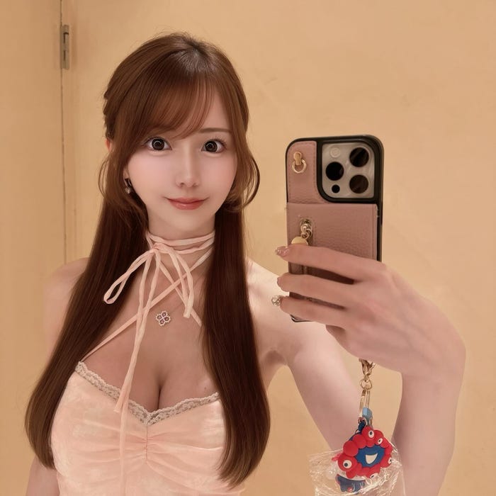 「妃翠」皇ゆりのInstagramより