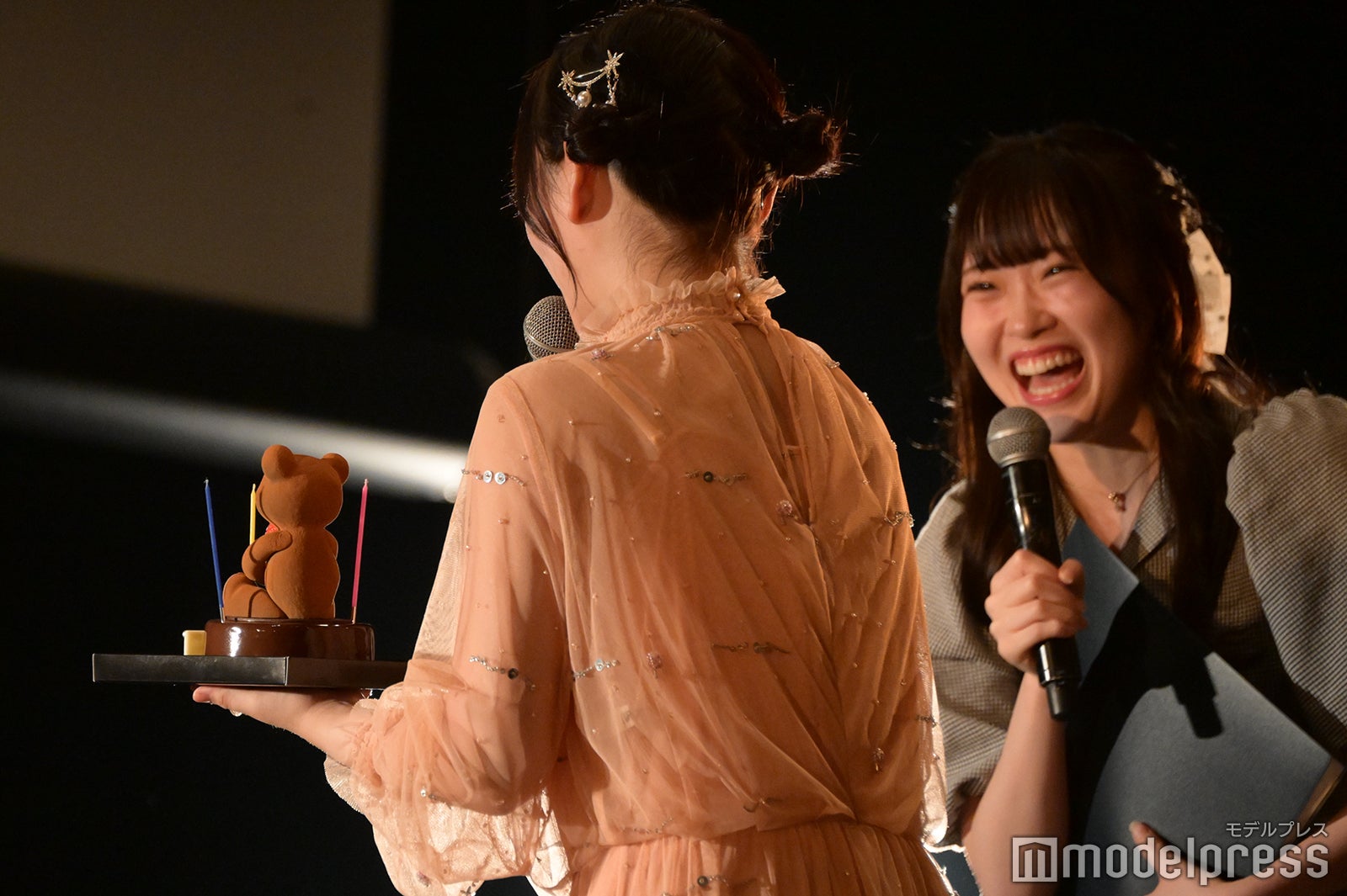 齊藤なぎさ、山根涼羽（C）モデルプレス