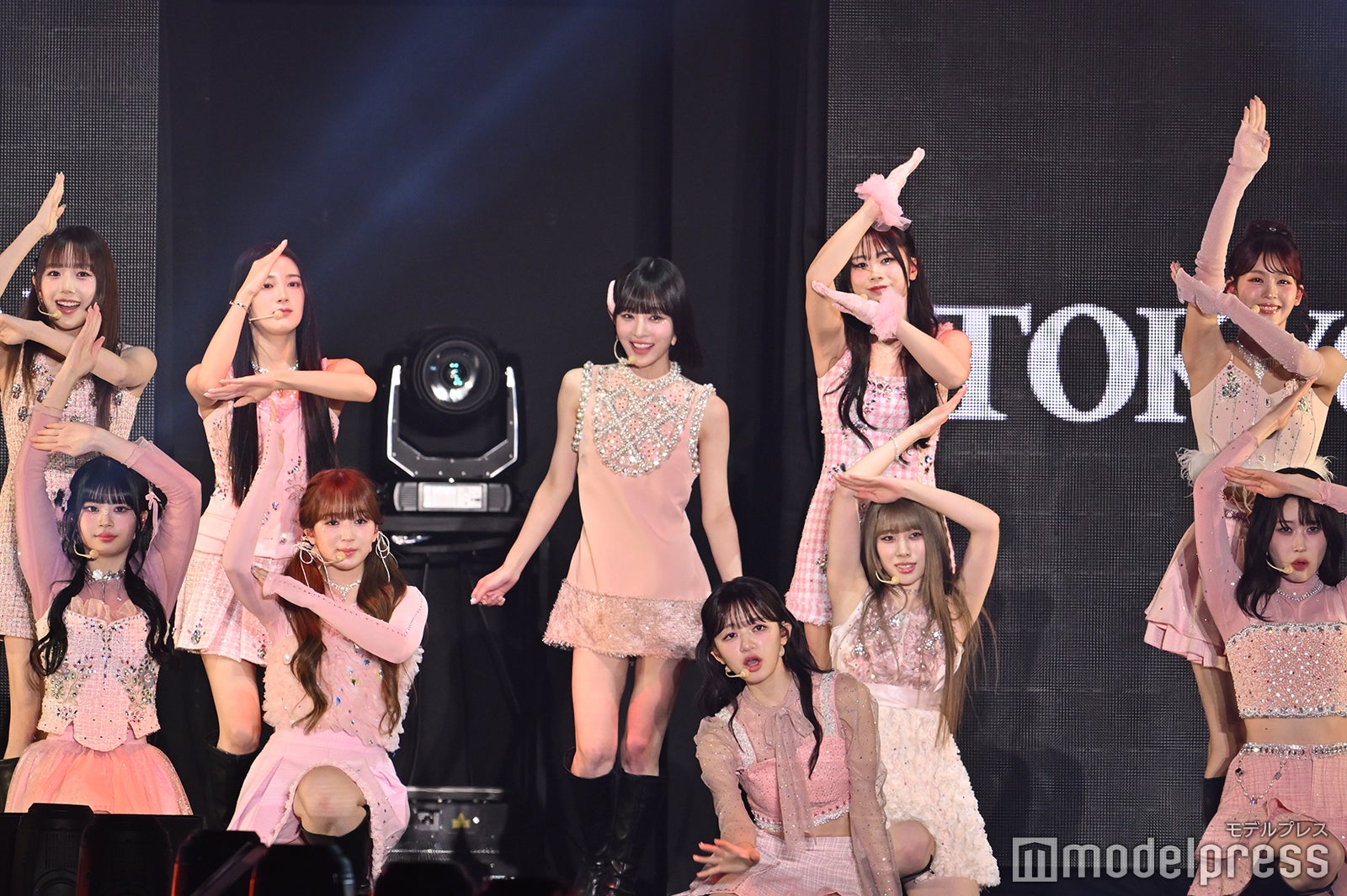 ME:I（C）モデルプレス