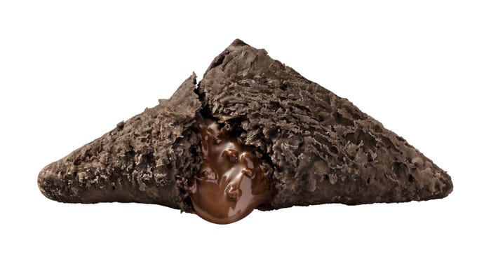 「三角チョコパイ 黒」(提供画像)