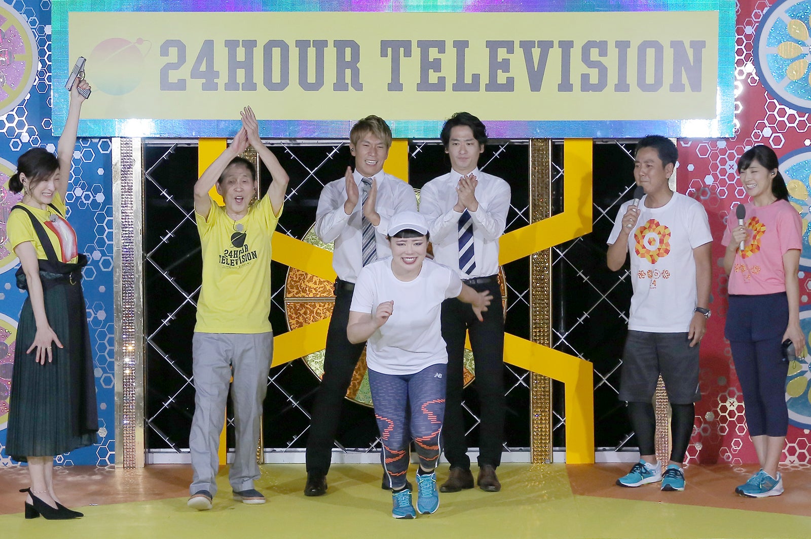 24時間テレビ ブルゾンちえみ 涙でチャリティーマラソン完走 モデルプレス 24時間テレビ ブルゾンちえみ 涙でチャリティーマラソン完走 モデルプレス