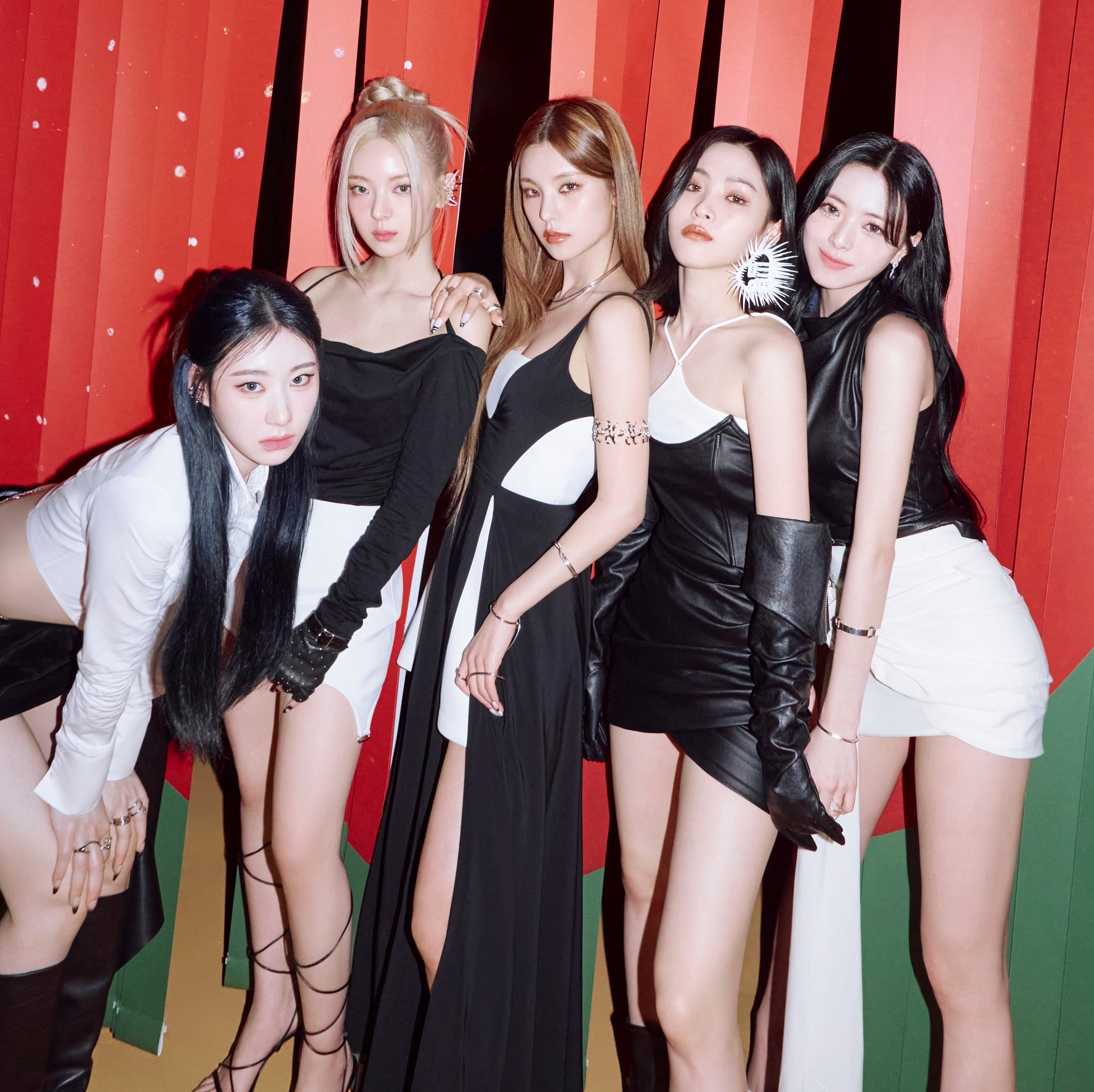 ITZYアーティスト写真（提供写真）