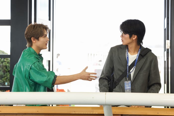 中川大志、目黒蓮「ザ・ロイヤルファミリー」(C)TBSスパークル/TBS