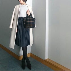 きれいめ大人女子のマストアイテム♡ プリーツスカートで作る春のオフィス&休日コーデ