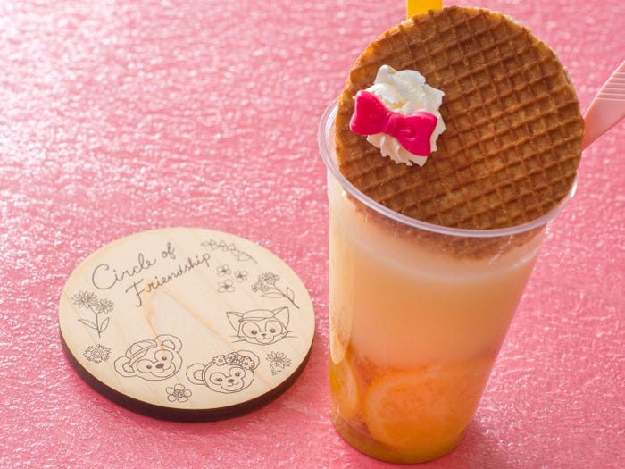 オレンジ&ティーゼリードリンク、スーベニアコースター付き1,500円(C)Disney