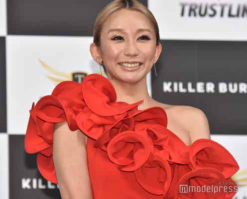 倖田來未、イケメン夫との密着自撮り公開 プロレス観戦ショットに「爆イケ夫婦」「ラブラブ」と反響