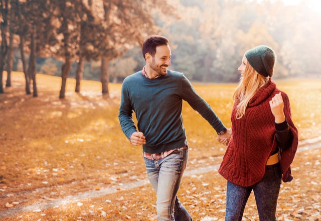 もう我慢しないっ 女性がバレるの覚悟でする 好きアピール 4つ モデルプレス