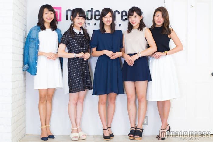 明治学院大学ミスコンファイナリスト(左から)中村美穂、日下怜奈、髙井夏月、小平真帆、吾田美咲(C)モデルプレス