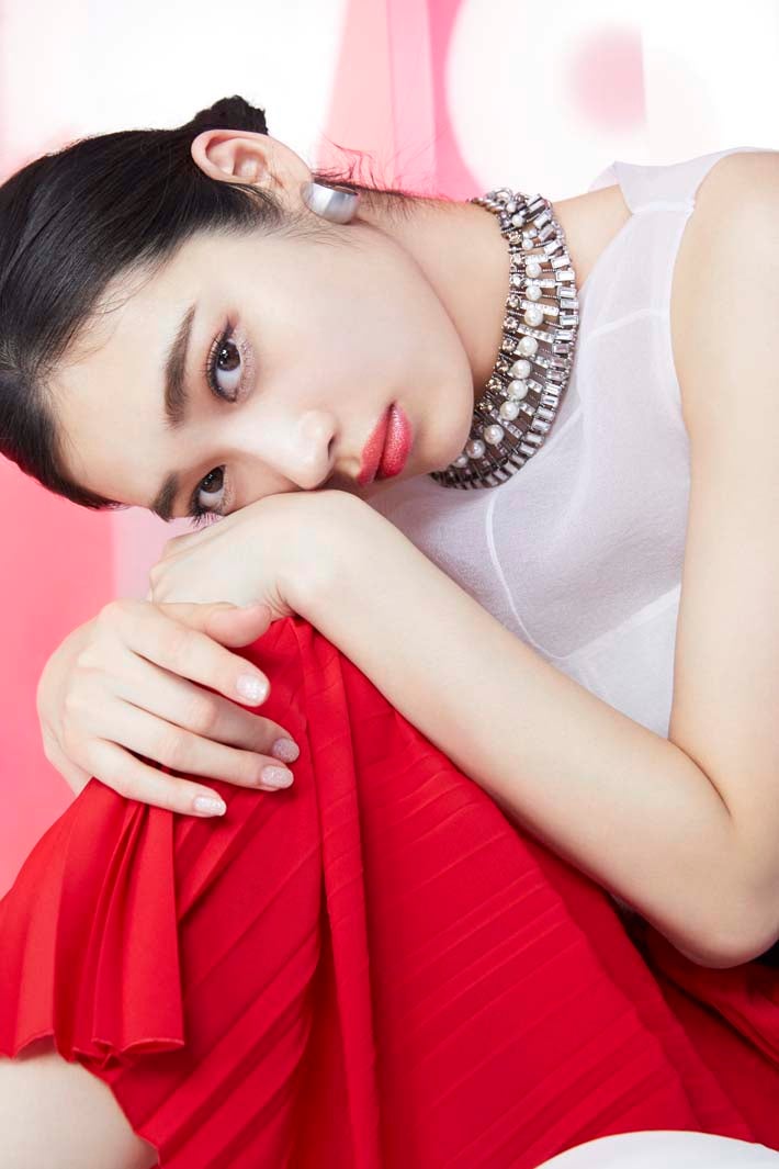 6月22日発売、限定色グリマーレッド／林田岬優（提供元：OPERA）