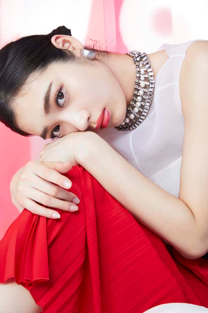 6月22日発売、限定色グリマーレッド/林田岬優(提供元:OPERA)