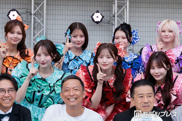 CANDY TUNE/(後列左から)南なつ、福山梨乃、桐原美月、宮野静(前列左から)小川奈々子、立花琴未、村川緋杏(C)モデルプレス