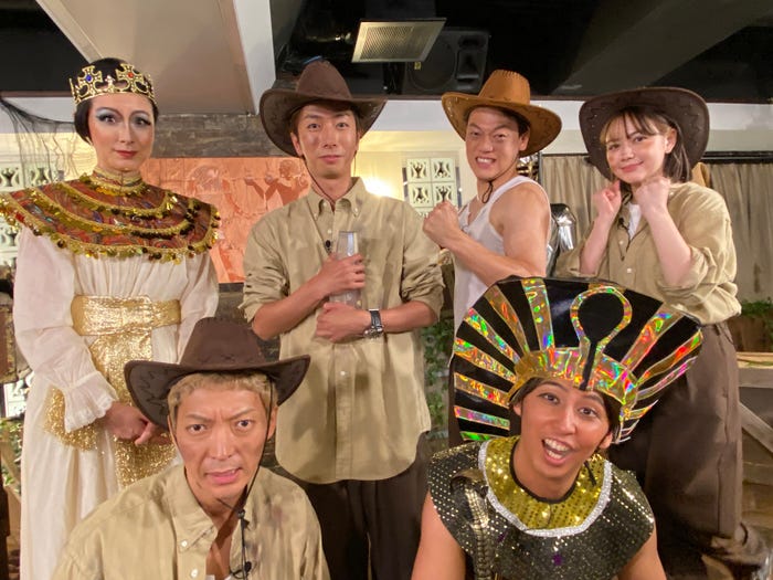 (左上から時計回りに)野村真季アナウンサー、河合郁人、おばたのお兄さん、村重杏奈、屋敷裕政、嶋佐和也(C)テレビ朝日