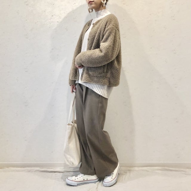 この組み合わせはやらない方が Guの人気ニットで 老け見えコーデ 今っぽコーデ モデルプレス この組み合わせはやらない方が Guの人気ニットで 老け見えコーデ 今っぽコーデ モデルプレス