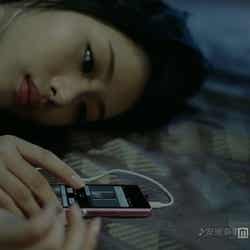 NTTドコモ「dヒッツ」新CM3部作「涙」編