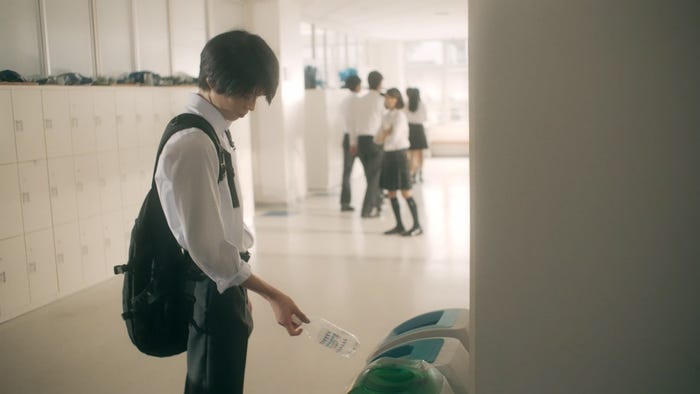 奥智哉/「Wednesday -瞬の迷い-」 篇(提供写真)